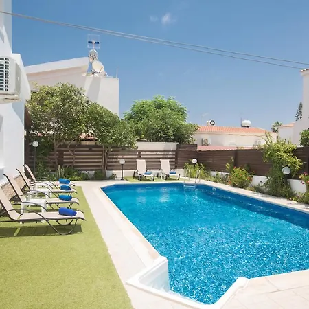 Villa Dionysos *